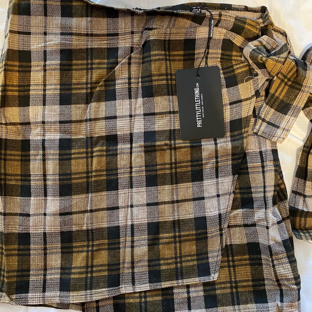 NWT pretty little thing plaid skirt